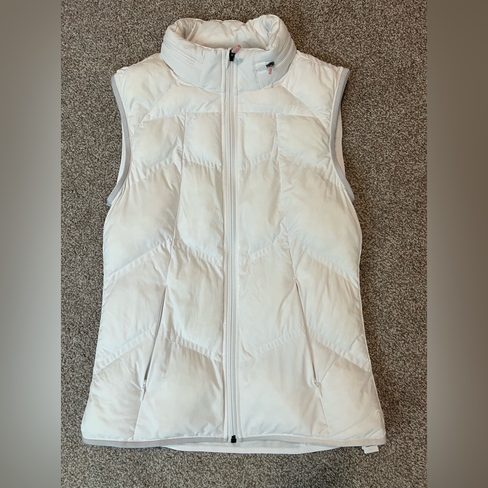 White Quilted Puffer Vest‎